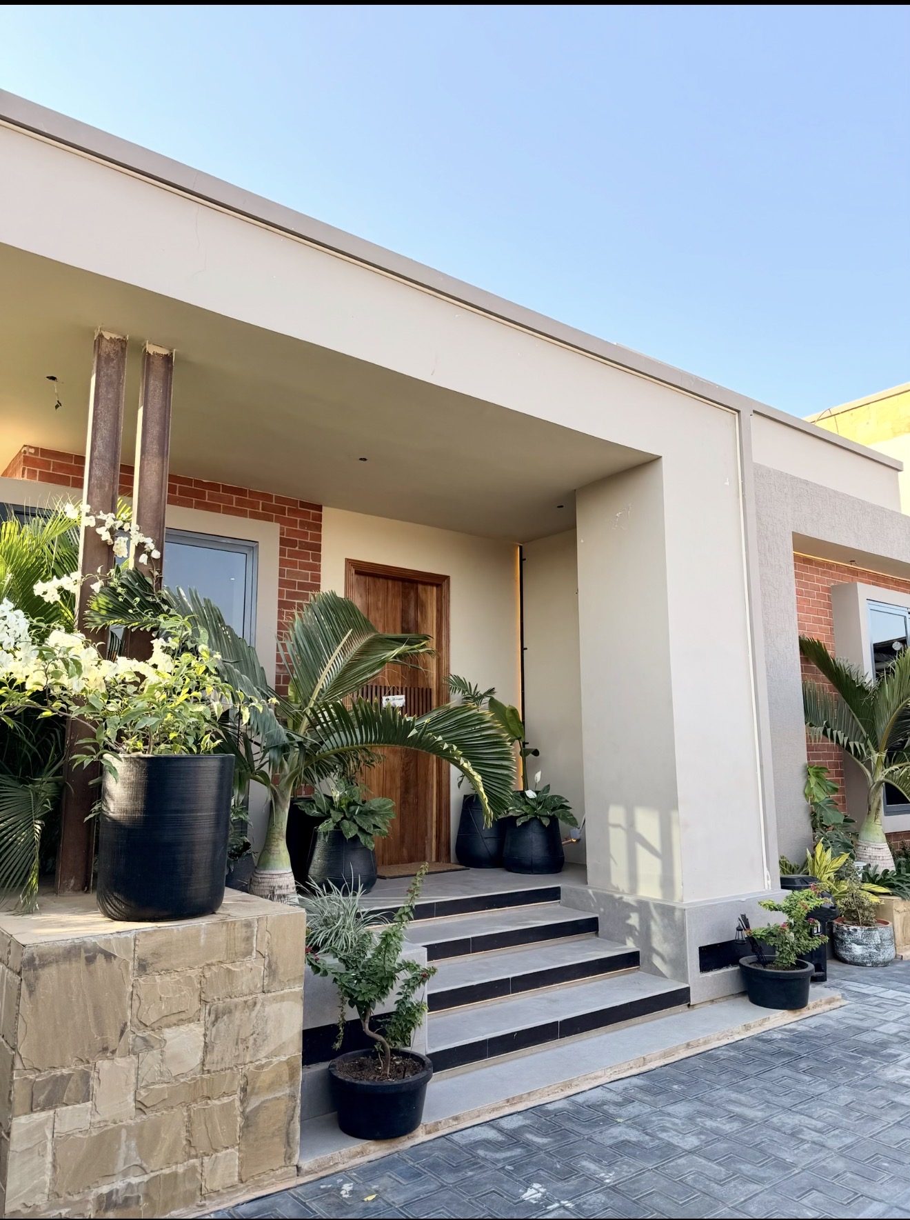 Family House at Blackcode Residence