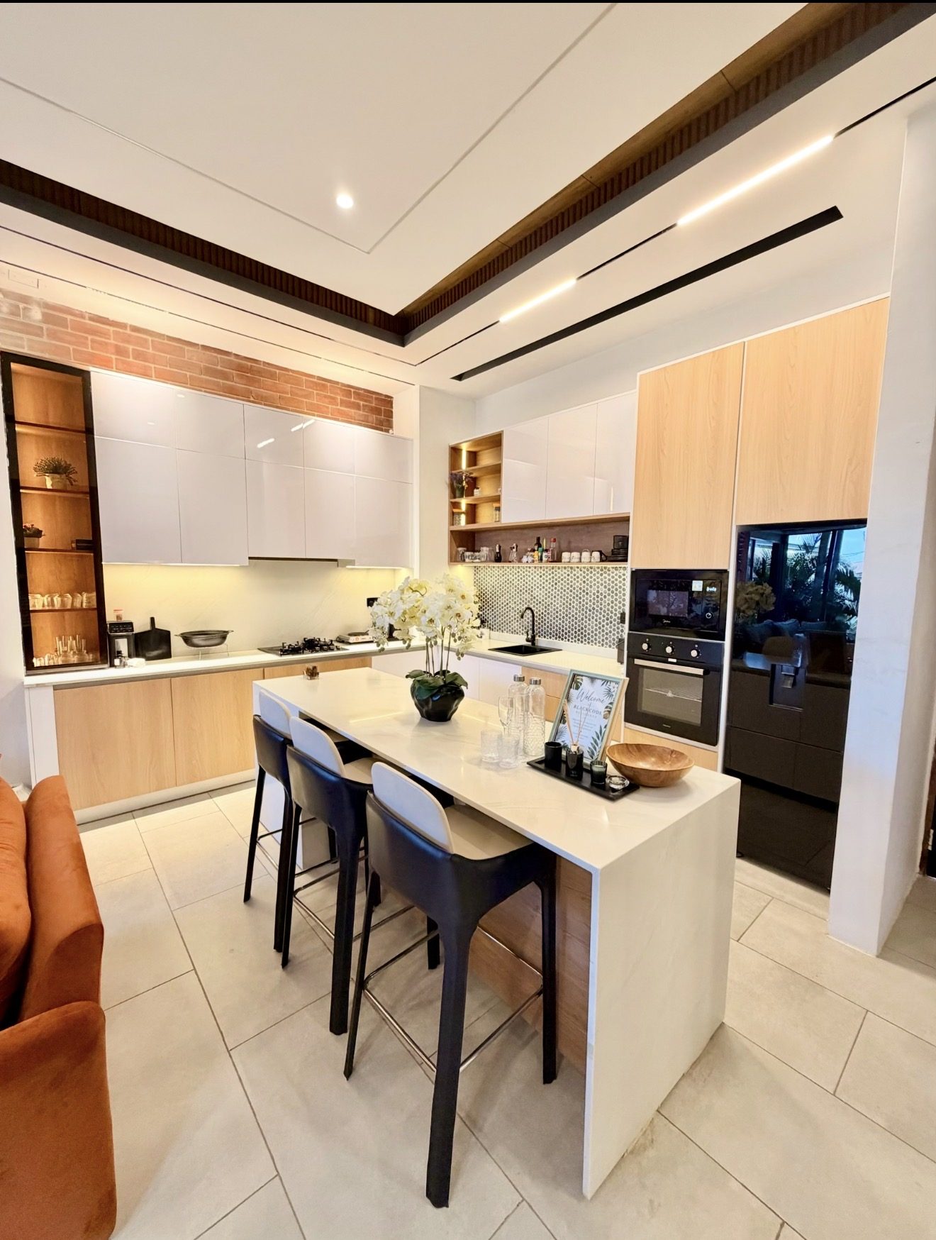 Family House at Blackcode Residence